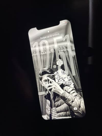 Iphone 11 factory unlock 64GB