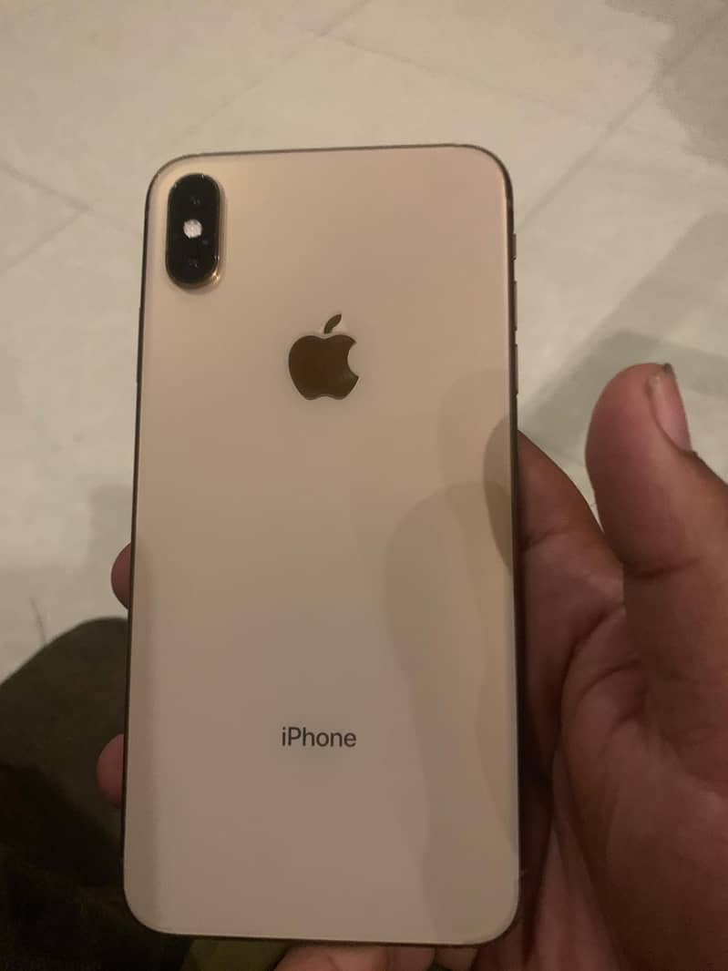 iPhone XS Max 3