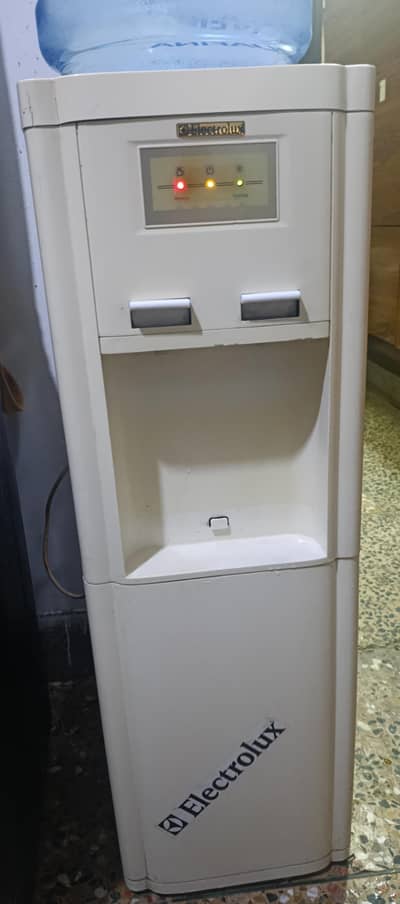 Electrolux Water Dispanser