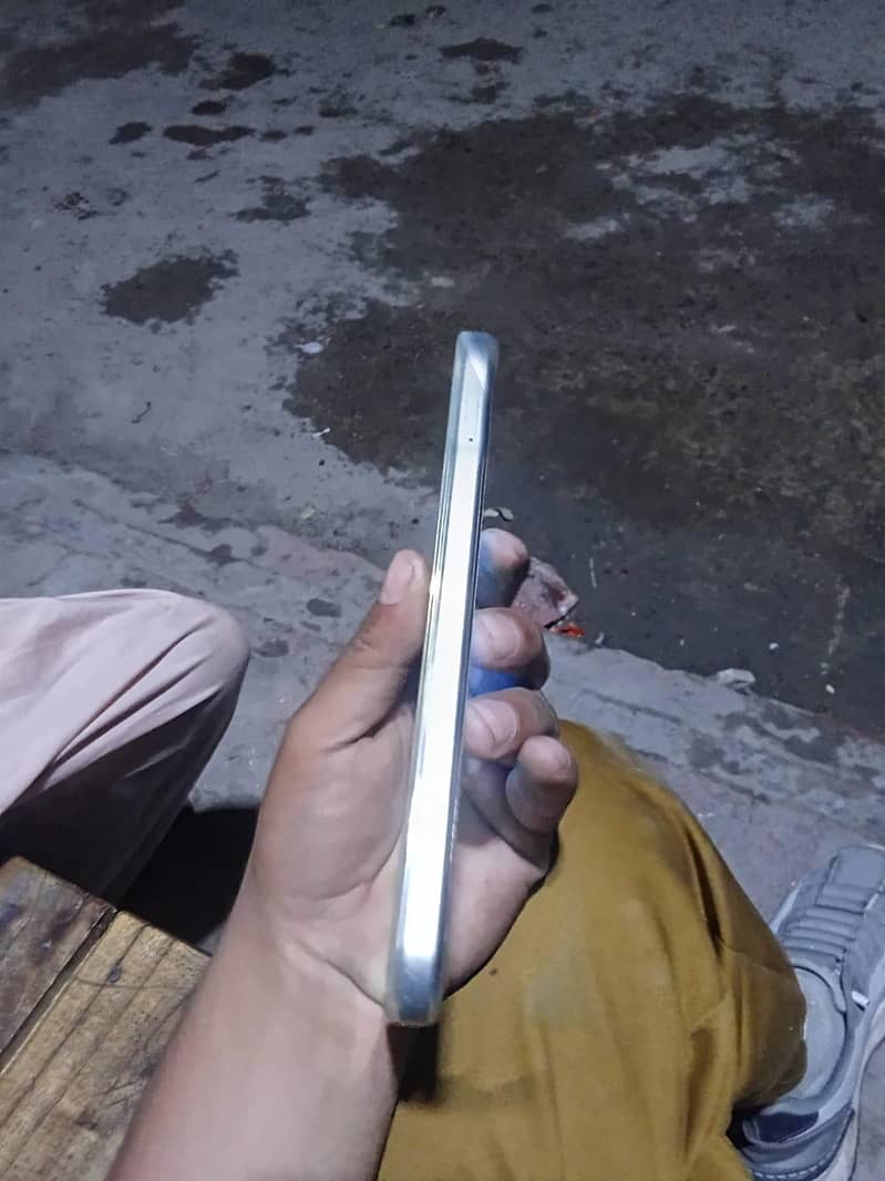 oppo a6s 6