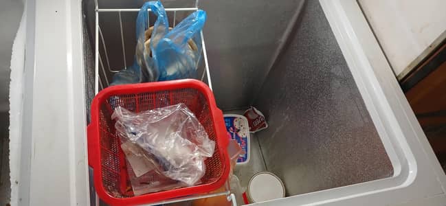 Deep freezer 100% great condition