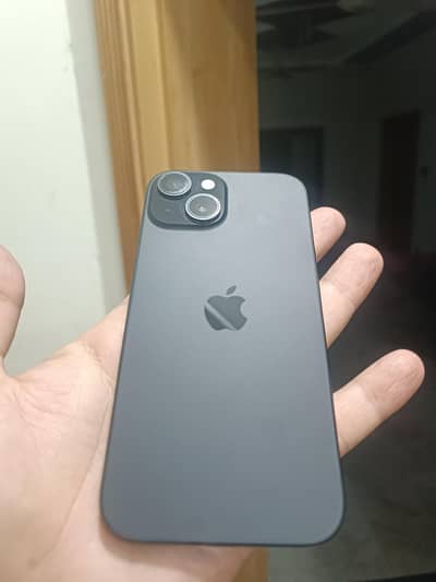 iPhone 15 waterproof