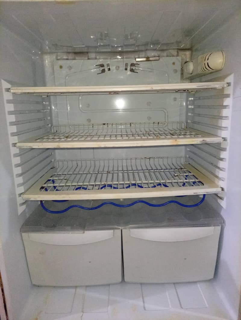 Refrigerator 5