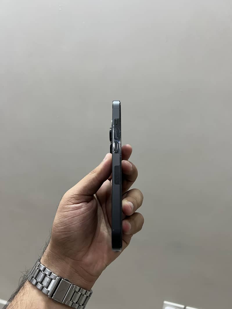 IPHONE 14 PRO 0