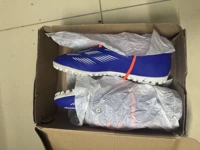 ADIDAS  PREDATOR CLUB TF