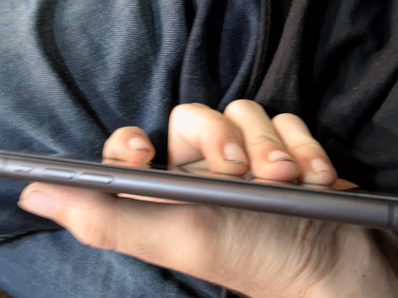 IPHONE  11 6