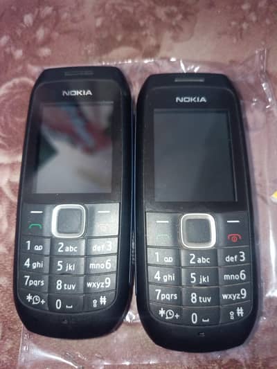 Nokia vintage mobile and casing available