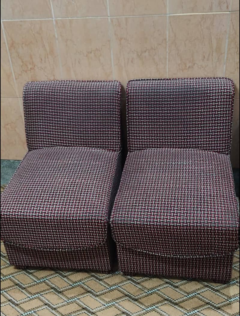 05 Seater Sofas 0