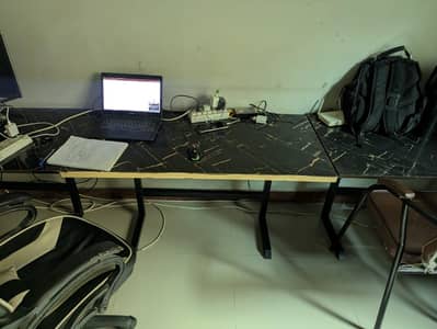 tables for startups and for computer use