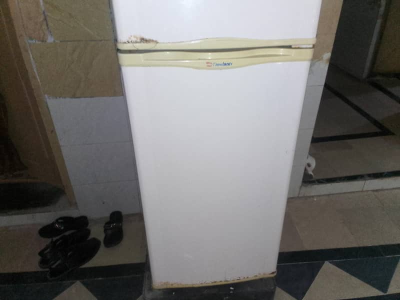 dawlance fridge 0