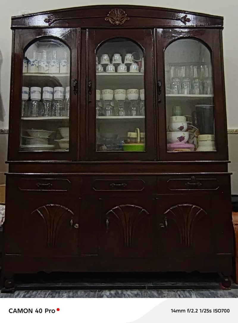 Bed, dressing and show case 6