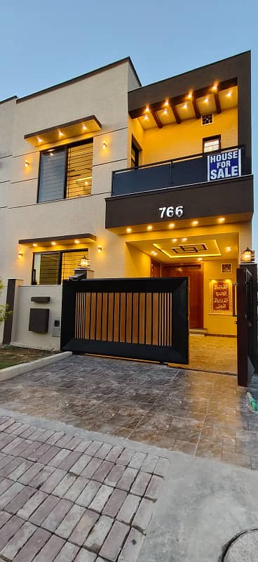 5 Marla Double Unit Luxury Designer House For Sale In M Block Phase 8