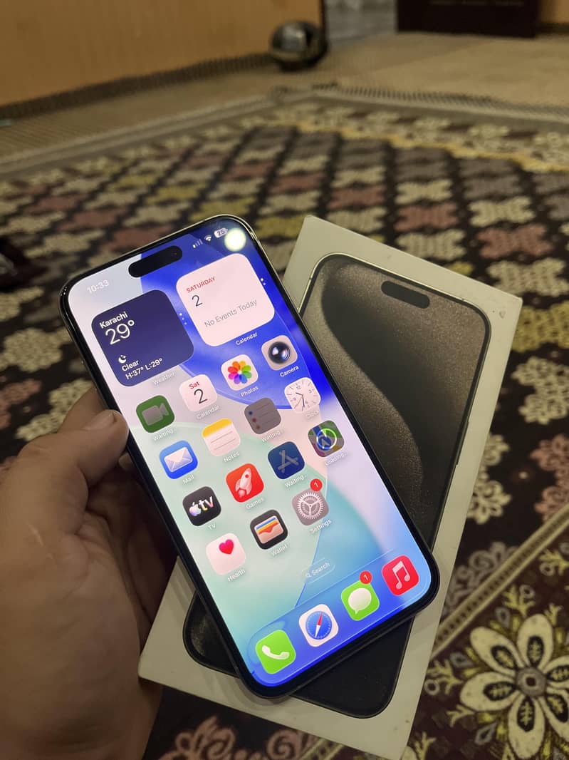 iPhone 15 pro max 5