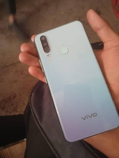 vivo y17 8 256