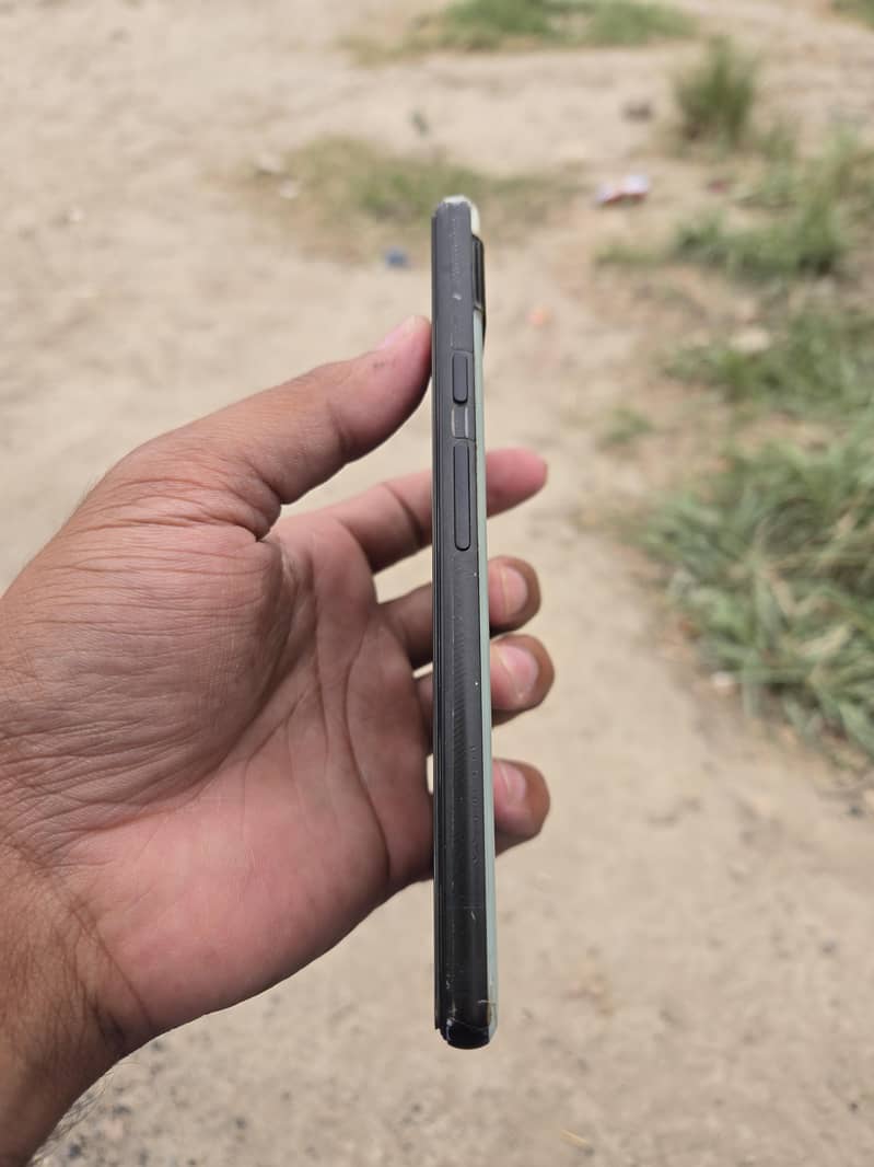 Google pixel 6a 5