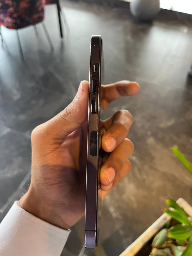 Iphone 14 pro max 0