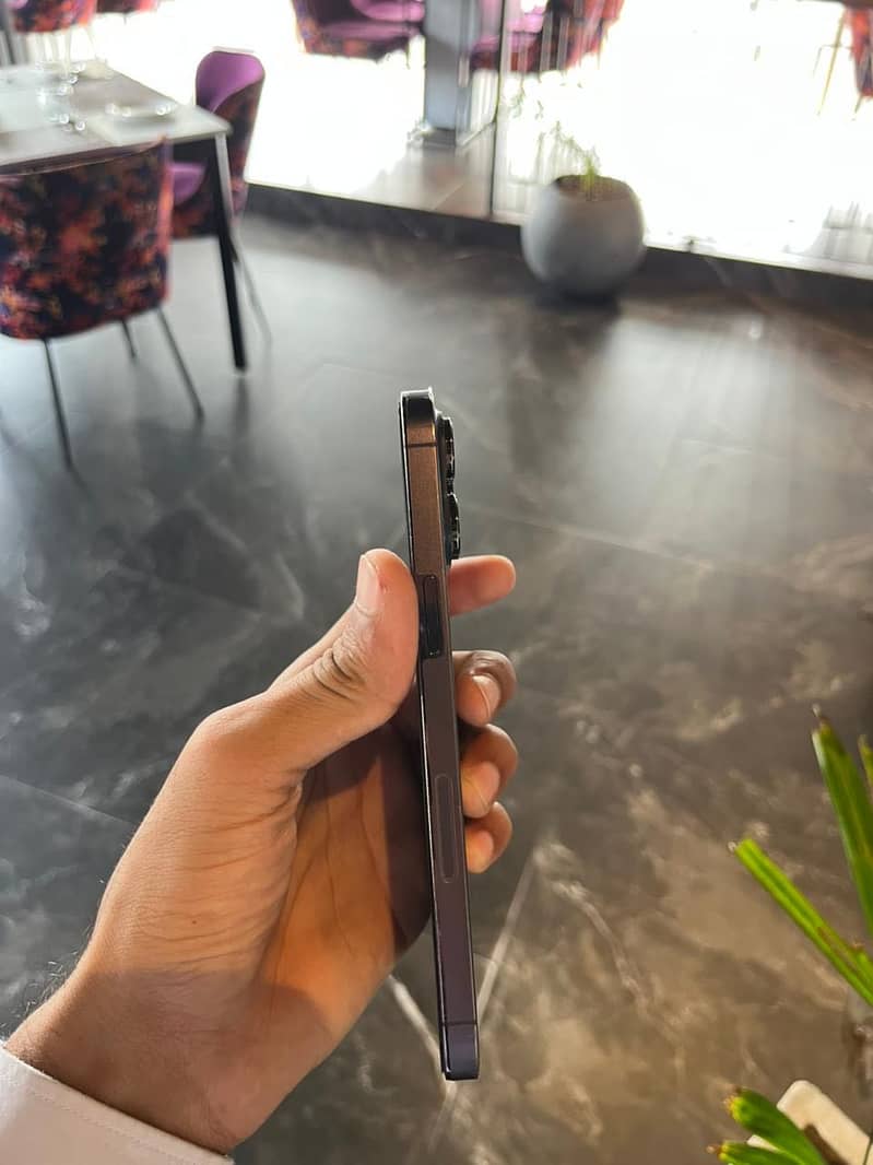 Iphone 14 pro max 2