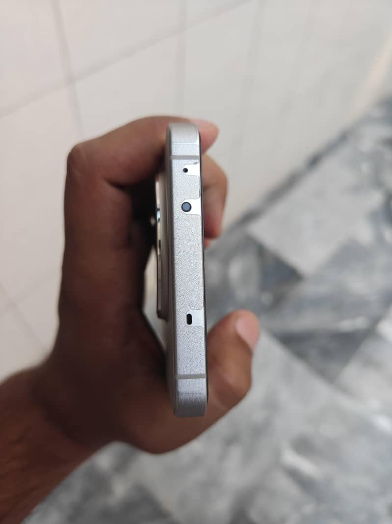 oneplus ace 5 4
