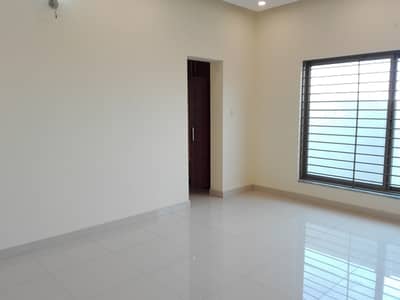 In G-14/4 5 Marla Lower Portion For rent