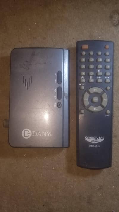 Danny TV cable box VGA. O3244833221