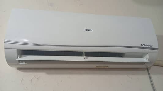 Haier 1-Ton DC Inverter Urgent for sale in excellent condition.