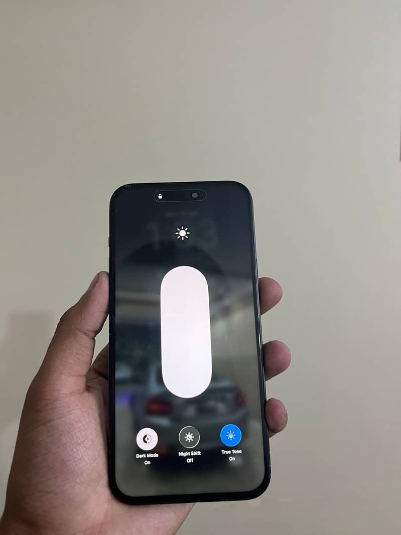 iPhone 15 plus 1