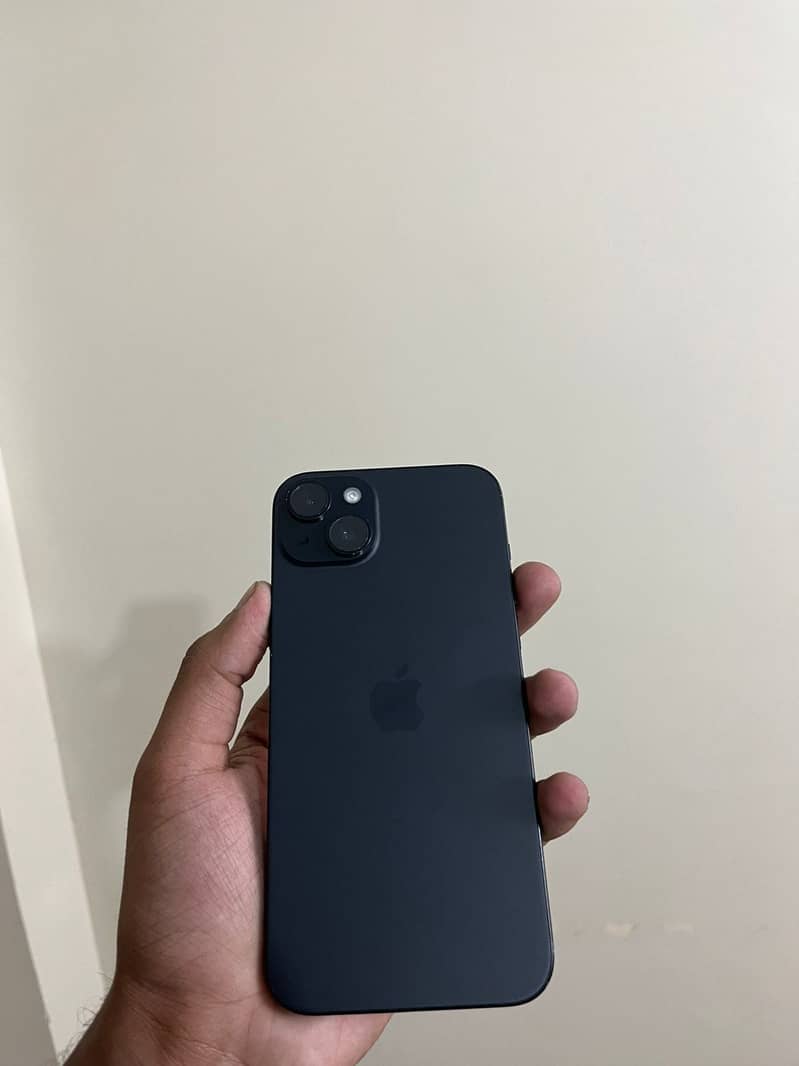 iPhone 15 plus 5