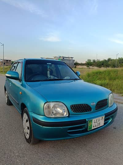 Nissan March 2001