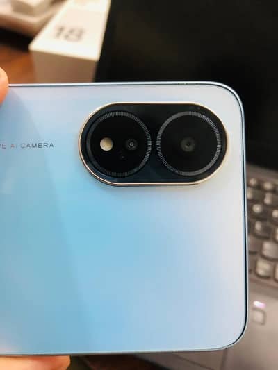 Oppo A18 for sale argent