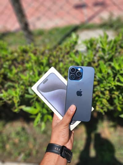 IPHONE 15 PRO MAX JV 256 GB