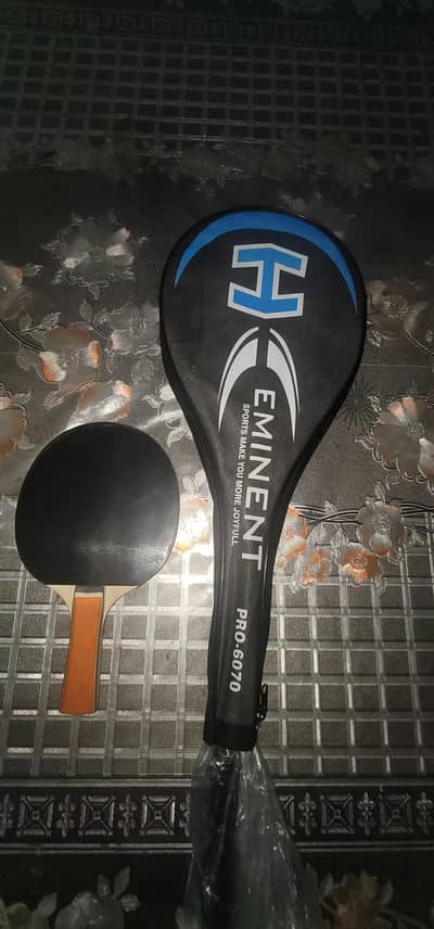 1badminton racket and 1 table tenis racket new A1 condition