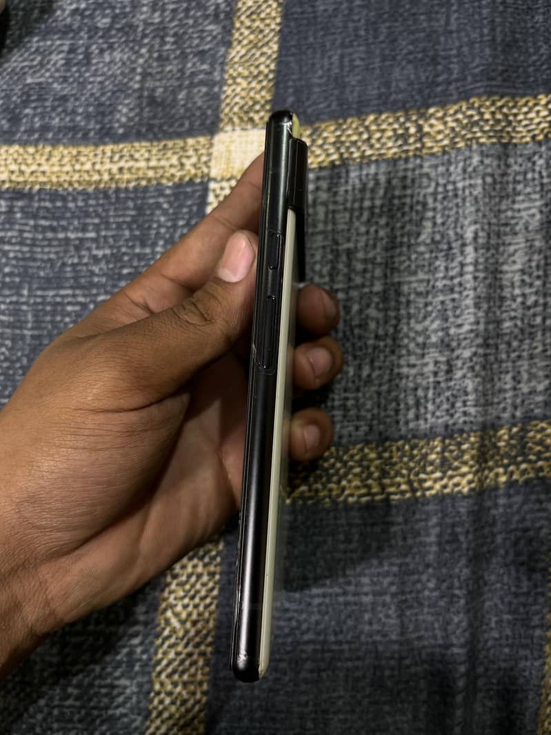 Google pixel 6 4