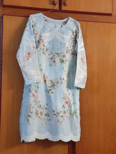 3 pcs lawn dresses for sale.