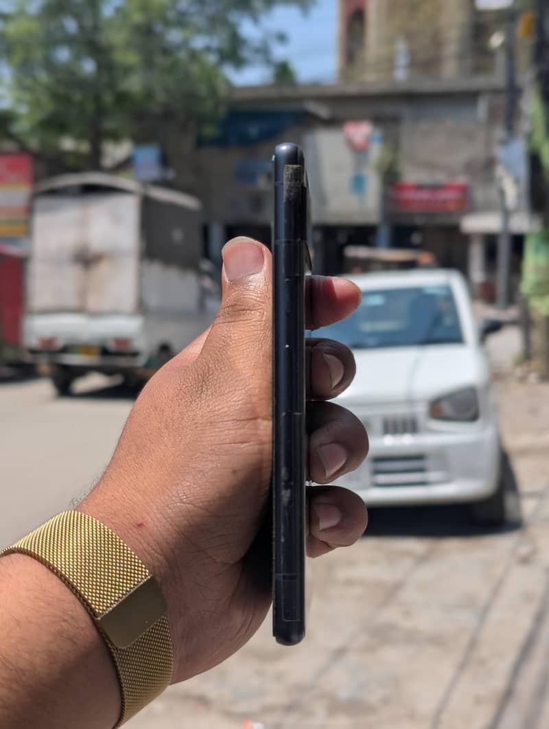 Google Pixel 7A 3