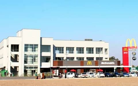 Studio Apartment 350 Sqft For Bachelors Available For Rent In Etihad Town Phase-1, Raiwind Road, Lahore.