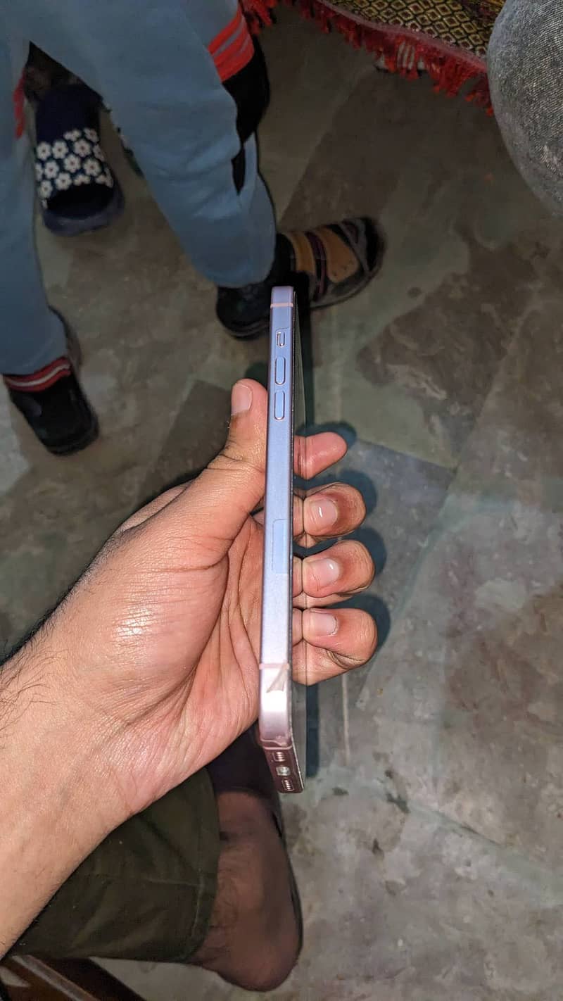Iphone 15 plus pink 5