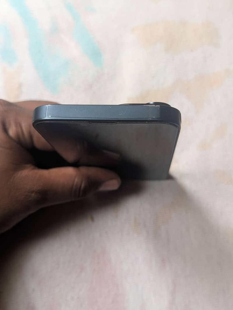 Iphone 14 simple jv 3