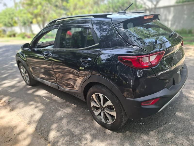 Kia stonic 4