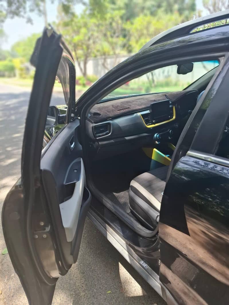 Kia stonic 8