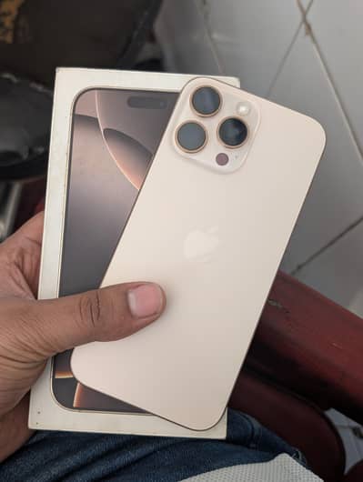 HK Model Factory Unlocked  256 GB  92 Health 