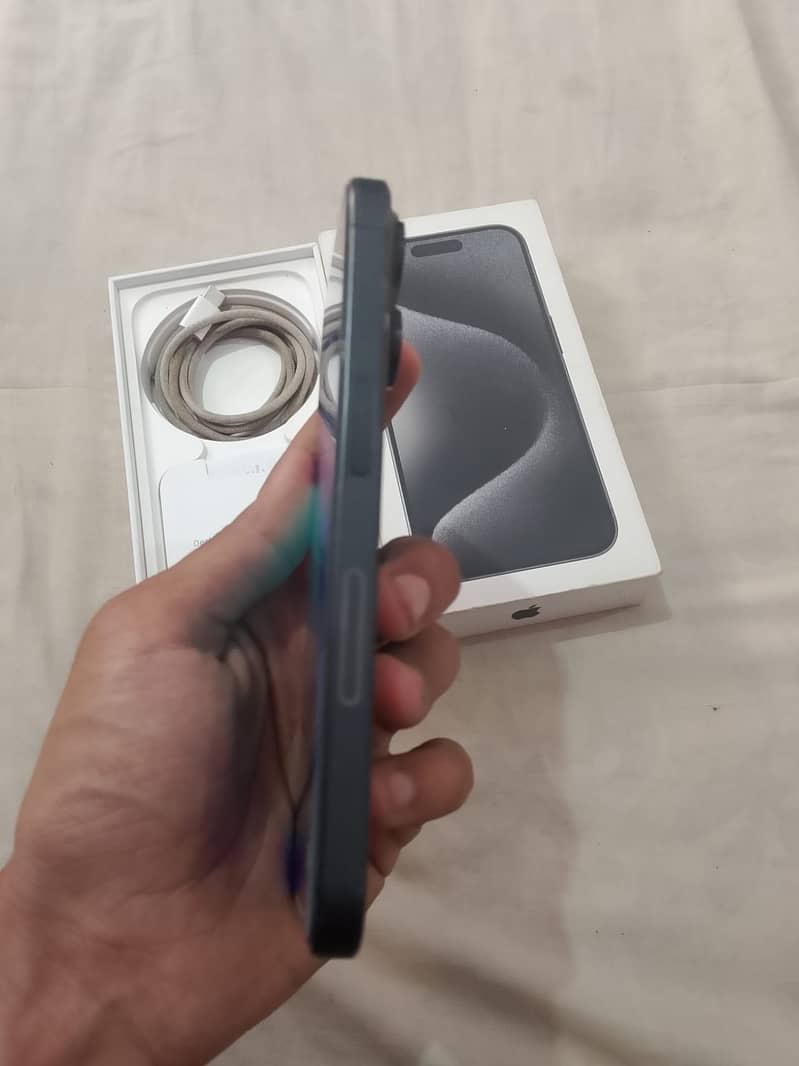 Iphone 15 pro 2