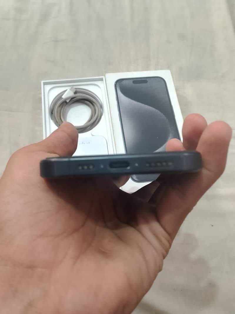 Iphone 15 pro 6