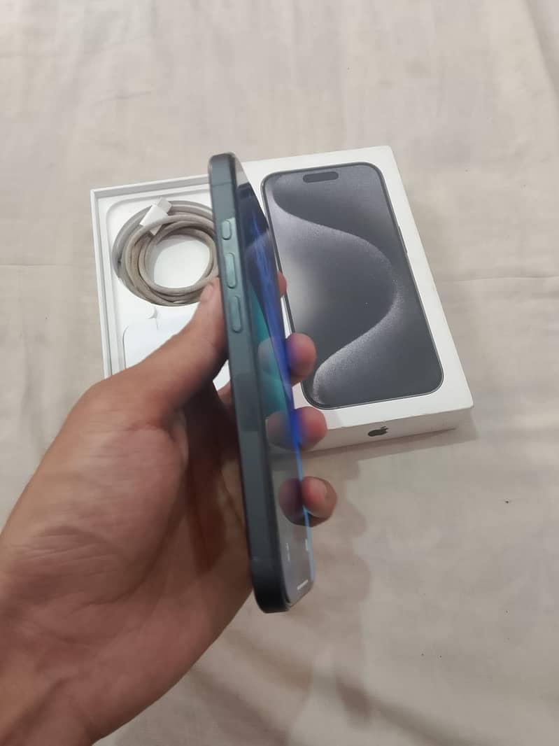 Iphone 15 pro 8