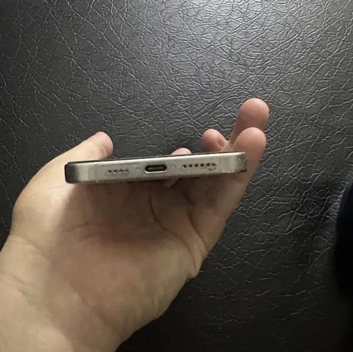 Iphone 15 pro max 1