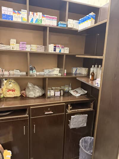 Counter / Table/ Clinic Furniture