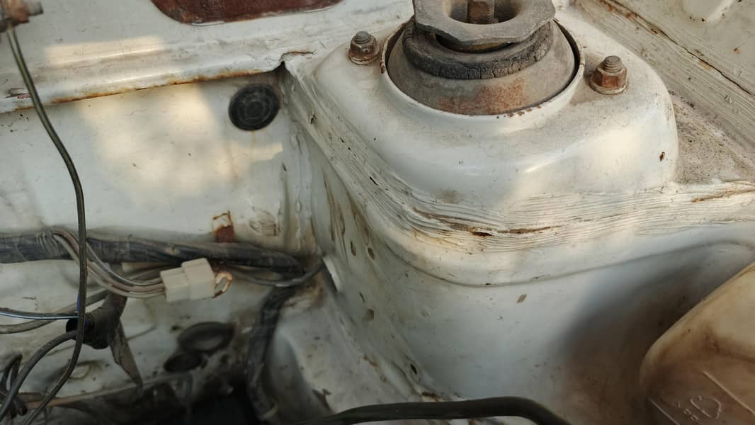 Suzuki Mehran 12