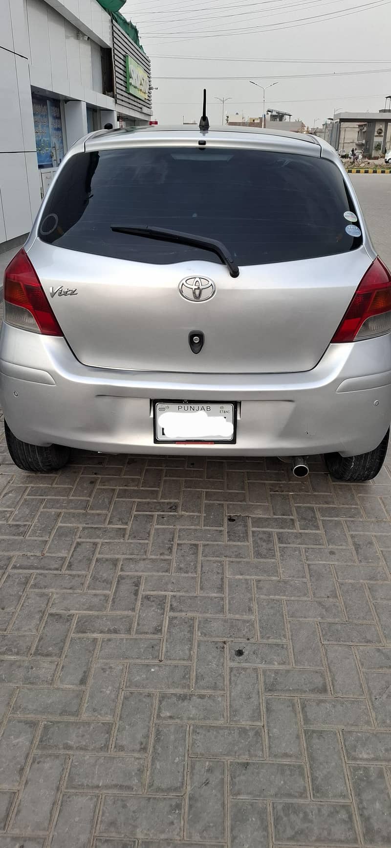 Toyota Vitz 9