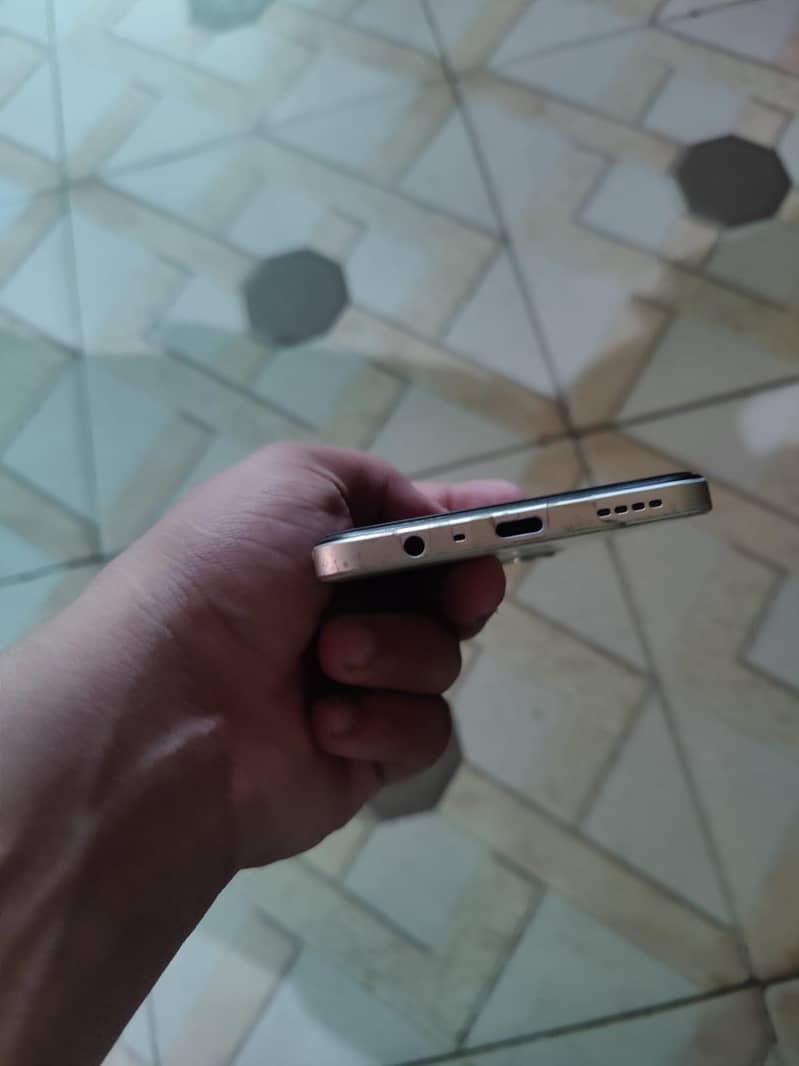 Realme C53 1