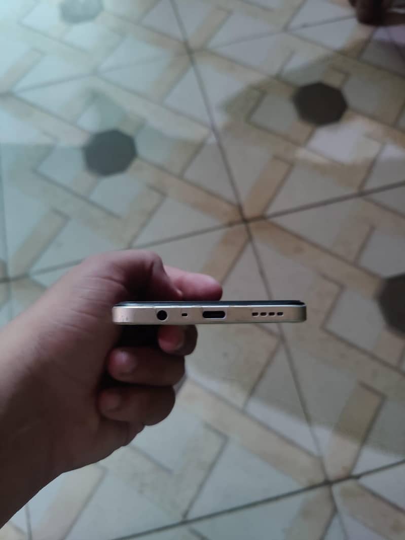 Realme C53 2