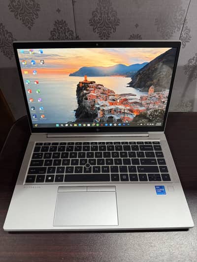 HP EliteBook 840 G8 i5 11 generation 16gb ram 256 Ssd Touch Screen